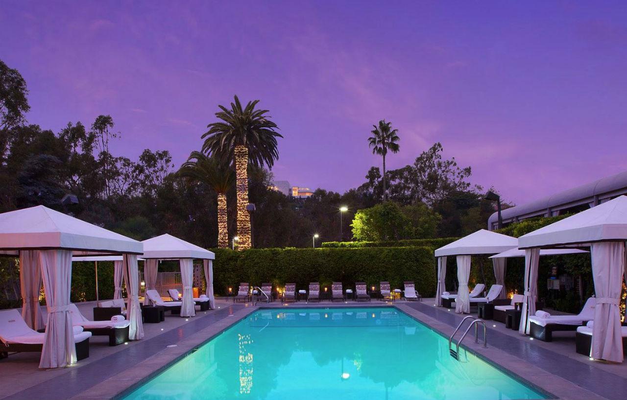 Resort Luxe Sunset Boulevard 4*