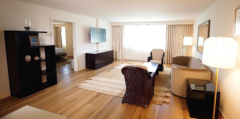 Luxe Sunset Boulevard 4*